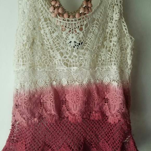 American Eagle Crochet DipDye/2-tone top SizeSmall - Picture 8 of 8